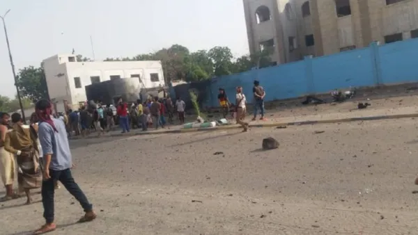 تفجيران احدهما انتحاري يستهدفان مركزا للشرطة ومعسكرا في عدن 
