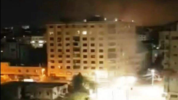 اسرائيل تدمر برجا ثانيا في غزة