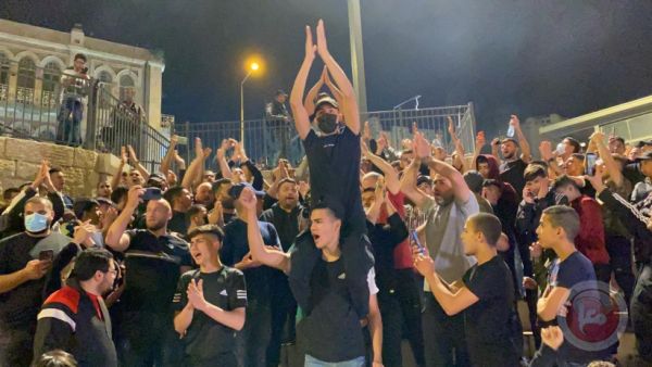 إسرائيل ترضخ وتزيل الحواجز بالقدس