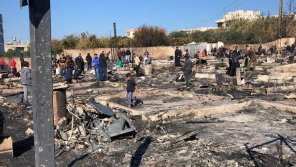 اعتقالات على خلفية إحراق مخيم اللاجئين السوريين في لبنان