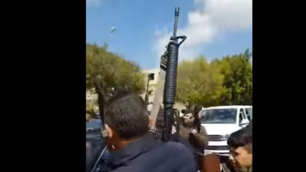 لقطة من الفيديو