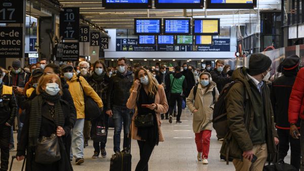 تنطلق قمة عبر الانترنت لدول الاتحاد الأوروبي في بروكسل الخميس ستكرس خصوصا لمسألة اللقاحات الشائكة