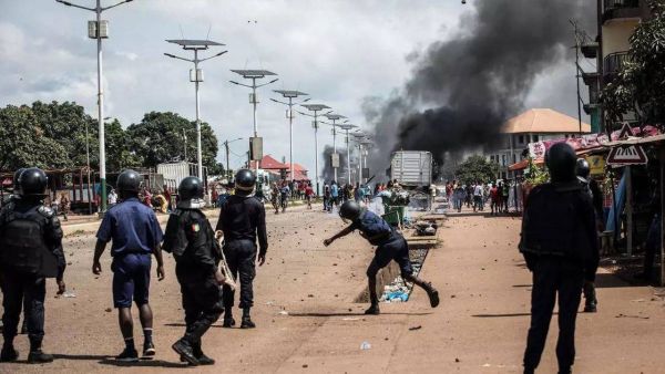 20 قتيلا على الأقل في انفجارات بمدينة باتا في غينيا الاستوائية