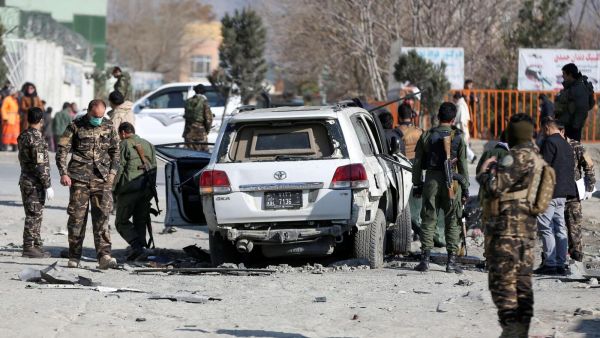 اغتيال نائب حاكم كابول في تفجير عبوة مثبتة بمركبته