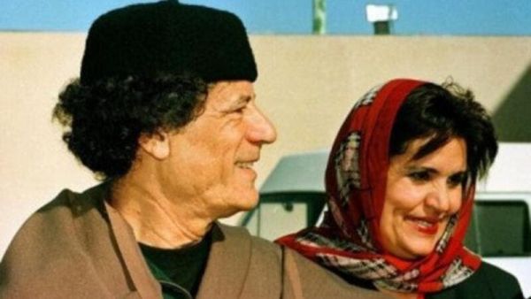 أنباء عن وفاة أرملة القذافي ومصادر مقربة من العائلة تنفي