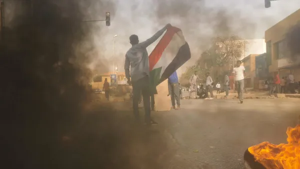 لسودان: دعوات لاقالة وزير الداخلية عقب قمع تظاهرة في الخرطوم