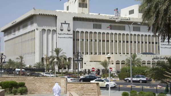 الحكم بات ونهائي، لكنه يحتاج لمصادقة أمير الكويت لتنفيذه