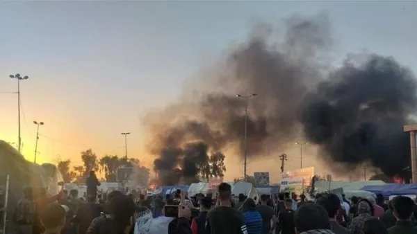 النجف تدفن قتلاها والمحتجون ويؤكدون العزم على المضي في حراكهم