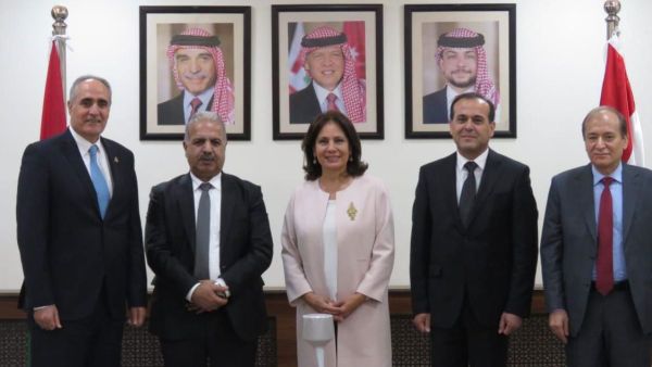 أول وفد حكومي سوري في الأردن منذ 2011