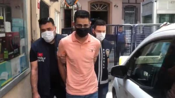 تركيا تعتقل فلسطينيا بتهمة "إهانة الليرة"