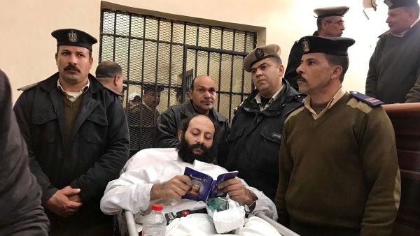 مصر تنفذ حكم الاعدام بحق راهب دين بقتل أسقف