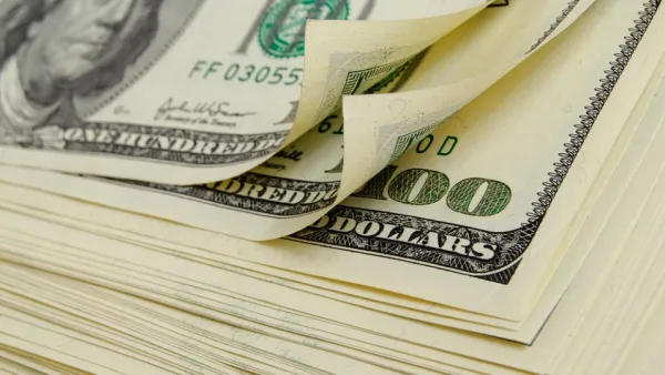 ارتفاع سعر الدولار بفضل آمال تأجيل رسوم جمركية