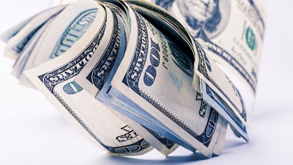 Billionaires’ Wealth Falls 4.3 Percent for the First Time Since 2015
