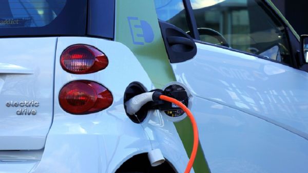 Saudi Arabia to Allot 5 Percent of Parking Spaces for Electric Cars