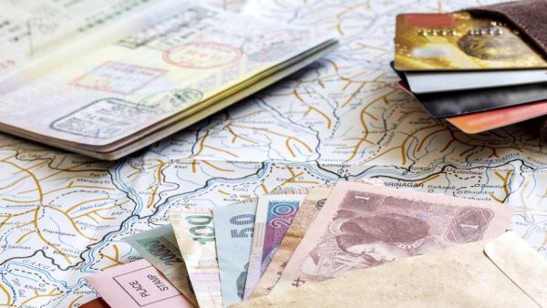 The percentage of expats in Oman has decreased from 45.8 per cent in 2016 to 45.5 in 2017