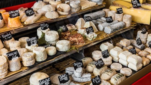 France Threatens US After Trump's Announcement on Imposing Tariffs on French Goods