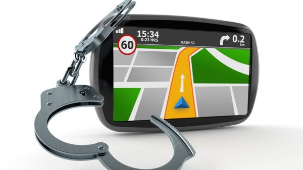 Electronic tagging is a good alternative for conventional imprisonment, especially in cases involving less dangerous convicts who are not considered to pose any threat to the community’s safety