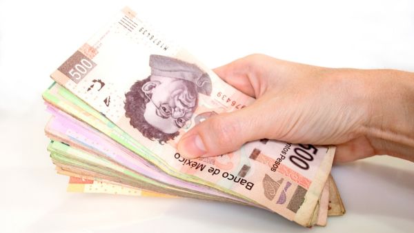 Mexico to Increase Minimum Wage by 20 Percent in 2020