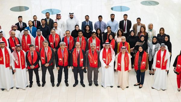 Representatives from Seef Properties celebrate the Kingdom of Bahrain’s National Day Seef Properties Celebrates the Kingdom of Bahrain’s 48th National Day