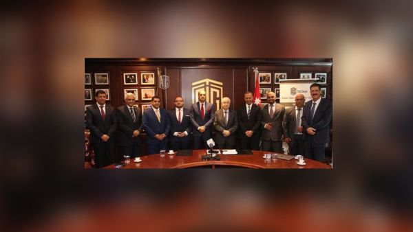 خلال الحدث خلال الحدث
