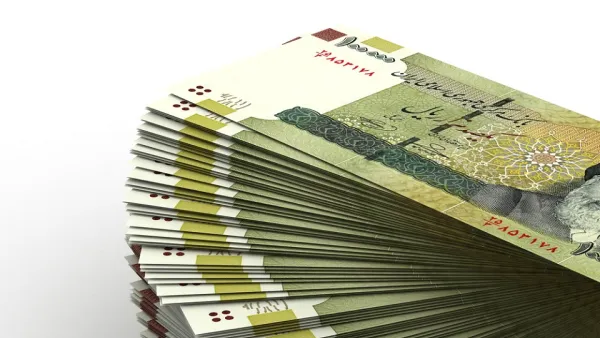 هبوط الريال الإيراني يرفع الأسعار والحكومة تهدد المضاربين