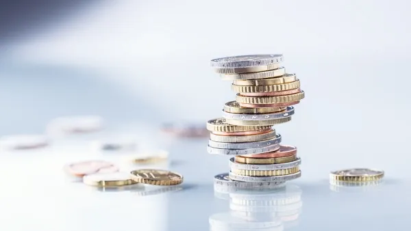 أعلنت السعودية والإمارات تقديم حزمة مشتركة من المساعدات للسودان يصل إجمالي مبالغها إلى 3 مليارات دولار