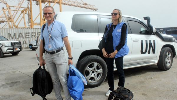 Representatives of the UN Redeployment Coordination Committee (RCC) arrive to attend a joint meeting with representatives of the Yemeni government and the Huthi rebels in Yemeni port city of Hodeida  (AFP)