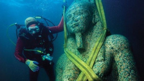 Egypt’s sunken antiquities (Twitter)