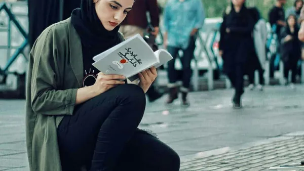 لا يسعهم إلا أن يعيشوا كما “يشاؤون وليس كما تشاء السلطات 