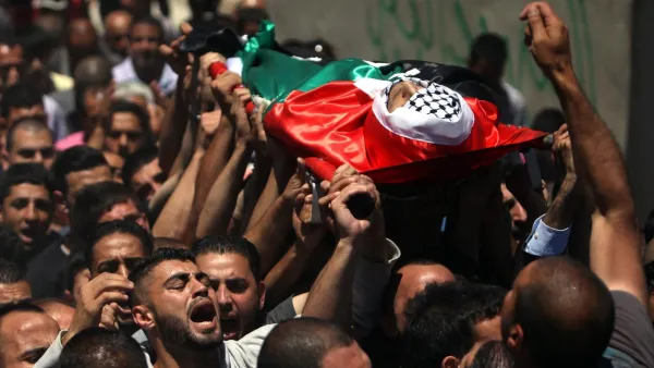 وكانت مواجهات اندلعت مساء اليوم بمحاذاة جدار الفصل العنصري غرب البلدة، بين الشبان وجنود الاحتلال.