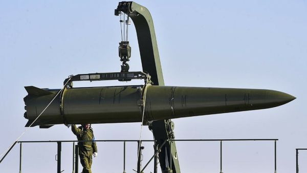 أحال الرئيس الروسي #فلاديمير_بوتين، مشروع قانون لتمديد معاهدة "#نيو_ستارت" مع #الولايات_المتحدة 5 أعوام جديدة إلى البرلمان