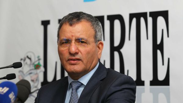 غديري (64 سنة) لواء تقاعد من الجيش في 2015