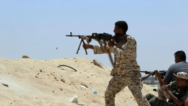 حث المشير خليفة حفتر قائد "الجيش الوطني الليبي"، الخميس الماضي، قواته على التقدم صوب وسط طرابلس