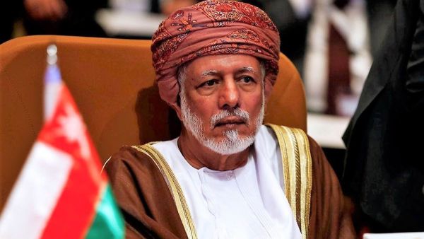  وزير الخارجية العماني يوسف بن علوي