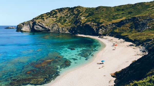 جزيرة سردينيا الإيطالية  جزيرة سردينيا الإيطالية