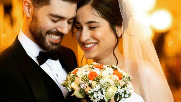 ضحايا الطائرة المنكوبة