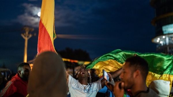 الإثيوبيون يحتفلون بتقدمهم في بناء سد النهضة