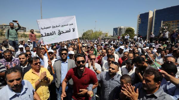 إضراب المعلمين