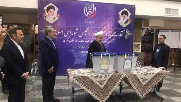 بدء التصويت في الانتخابات التشريعية الإيرانيه