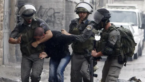 الاحتلال يصيب فلسطينيا ويعتقل ثلاثة في رام الله
