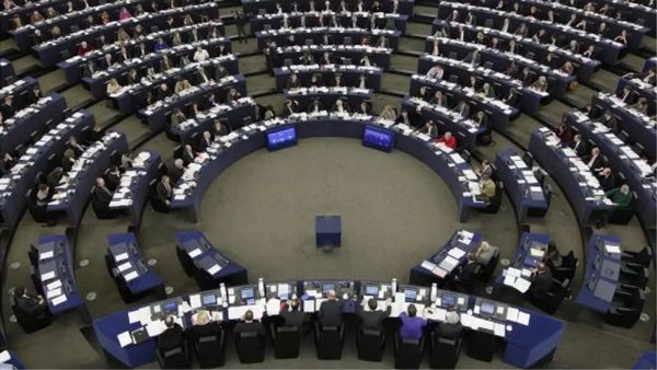 نائب فرنسي بالبرلمان الأوروبي: العلمانية ليست مبرراً لإثارة كراهية المسلمين