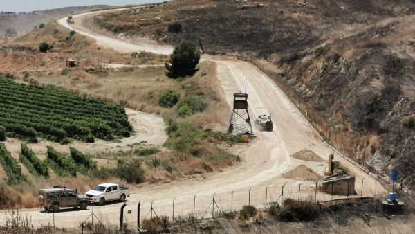 الجيش الإسرائيلي: إطلاق صفارات الإنذار بالقرب من الحدود اللبنانية