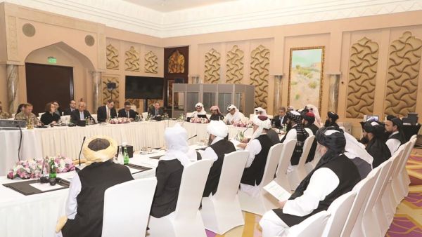 اجتماع الدوحة: حركة طالبان وخصومها الأفغان "يعدون بالحدّ من العنف"