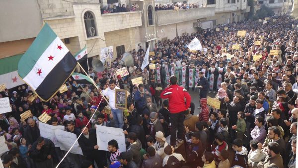 مدينة السويداء السورية تشهد احتجاجات ليوم رابع