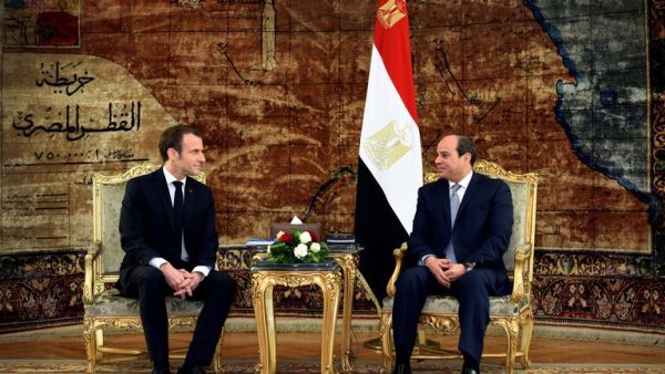 السيسي يتلقى اتصالا من ماكرون