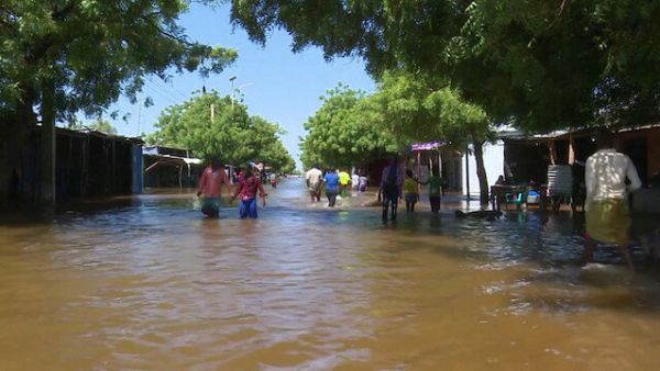 الصومال يطلق نداء استغاثة: متضررو الفيضانات بحاجة لمساعدة فورية