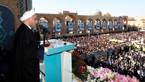 الخارجية الأمريكية تدعو مواقع التواصل الاجتماعي إلى تعليق حسابات النظام الإيراني