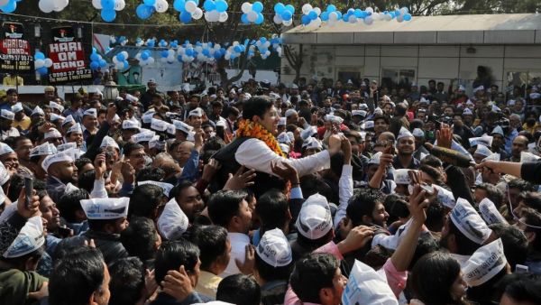 هزيمة ساحقة للحزب الحاكم في انتخابات محلية بالعاصمة الهنديه