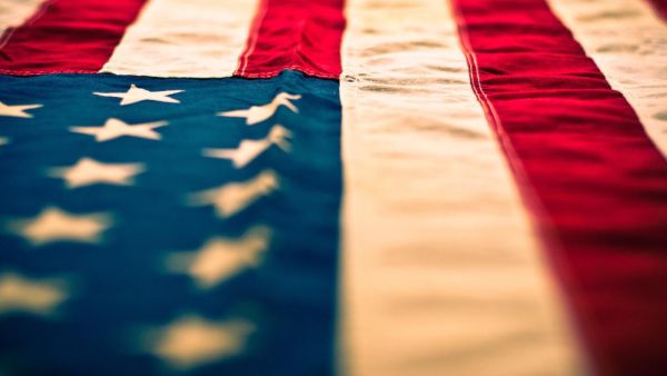 الاتحاد الاميركي يلغي قاعدة الركوع خلال النشيد الوطني