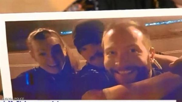 إقالة أفراد من شرطة كولورادو الأمريكية بعد تداول صور تسخر من وفاة رجل أسود